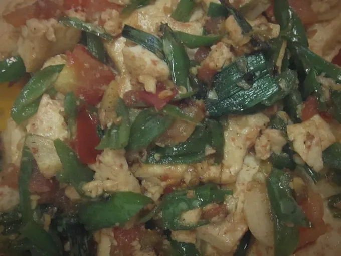 Tofu de la maison au wok – YUELU, restaurant hunanais à Paris